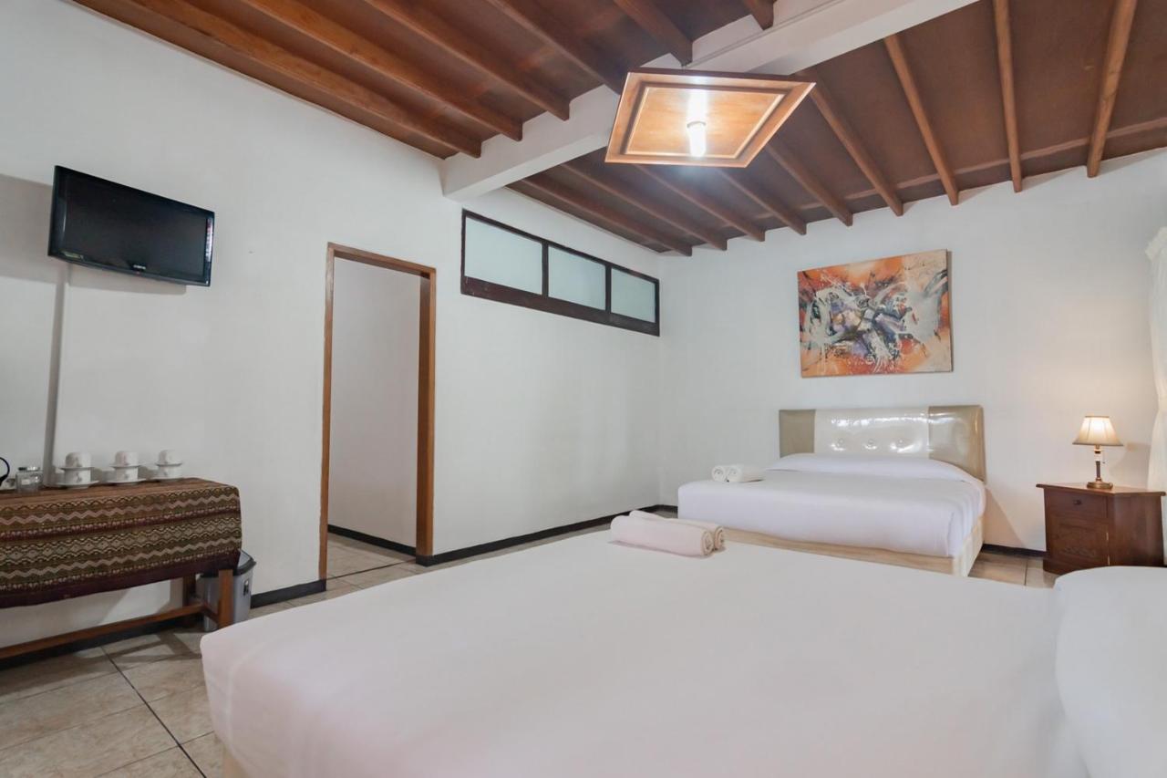Samakta Guest House Лембанг Екстериор снимка
